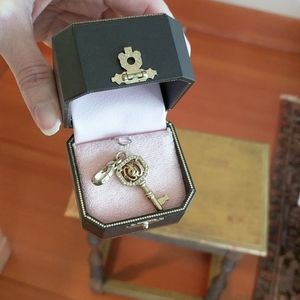 JUICY COUTURE KEY 🗝️ CHARM